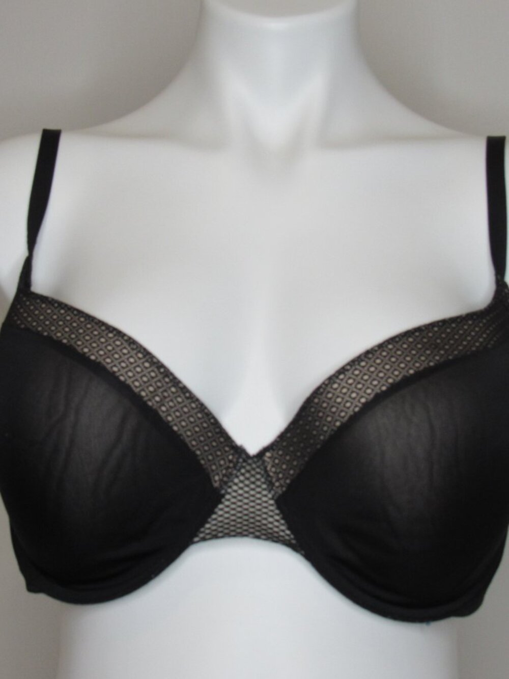 Victoria's Secret Black T-Shirt Lightly LIned Scoop Demi Bra 38DD - Picture 7 of 10